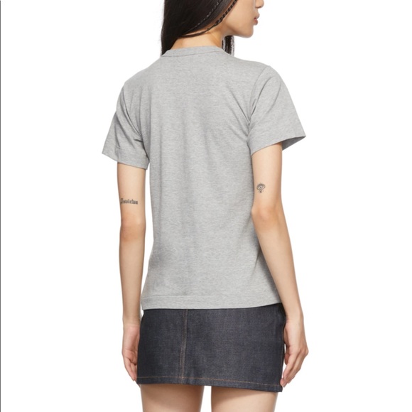 COMME DES GARÇONS PLAY WOMENS GREY DOUBLE HEART T-SHIRT - Picture 3 of 10